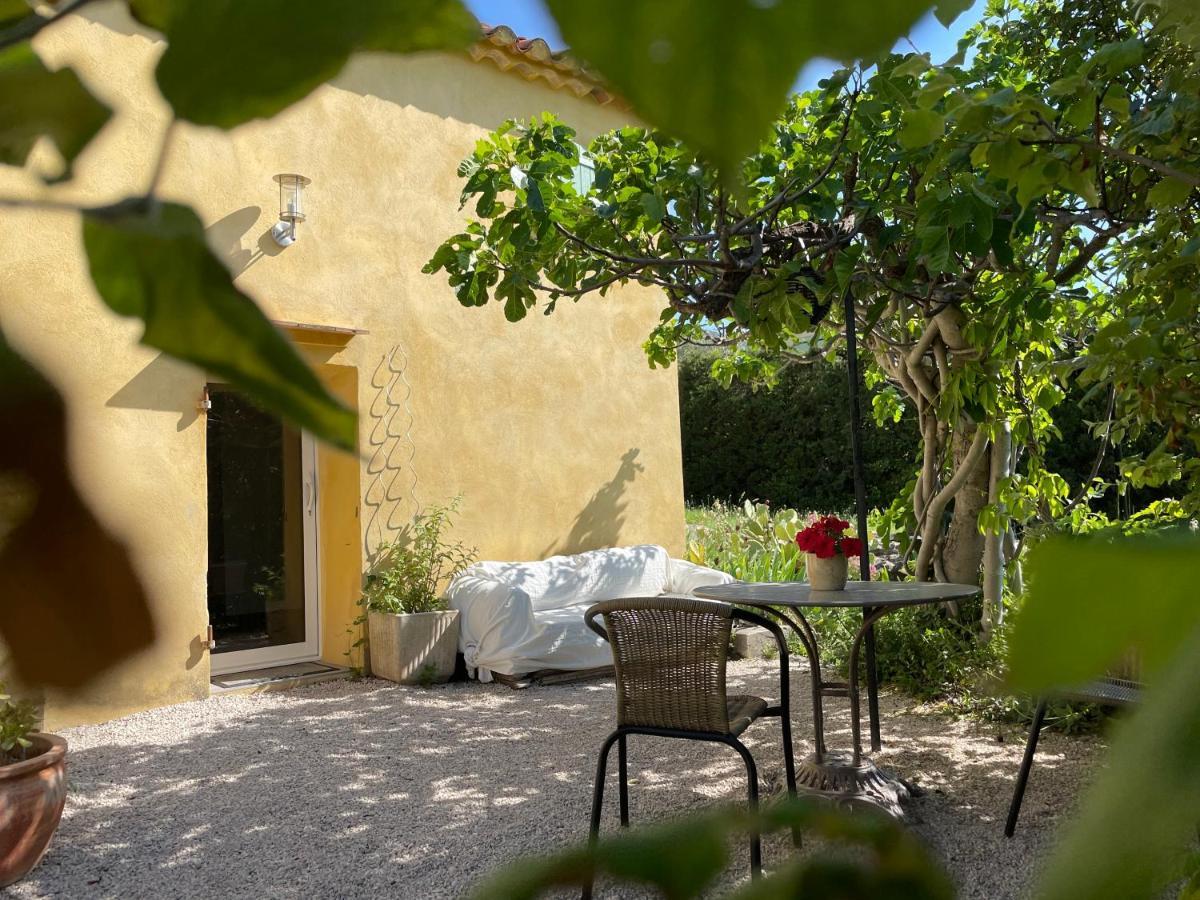 Sainte Victoire Le Cabanon Puyloubier Exterior foto