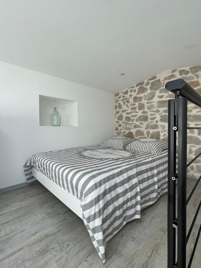 Sainte Victoire Le Cabanon Puyloubier Exterior foto