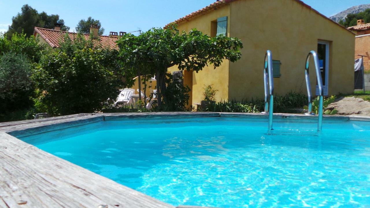 Sainte Victoire Le Cabanon Puyloubier Exterior foto