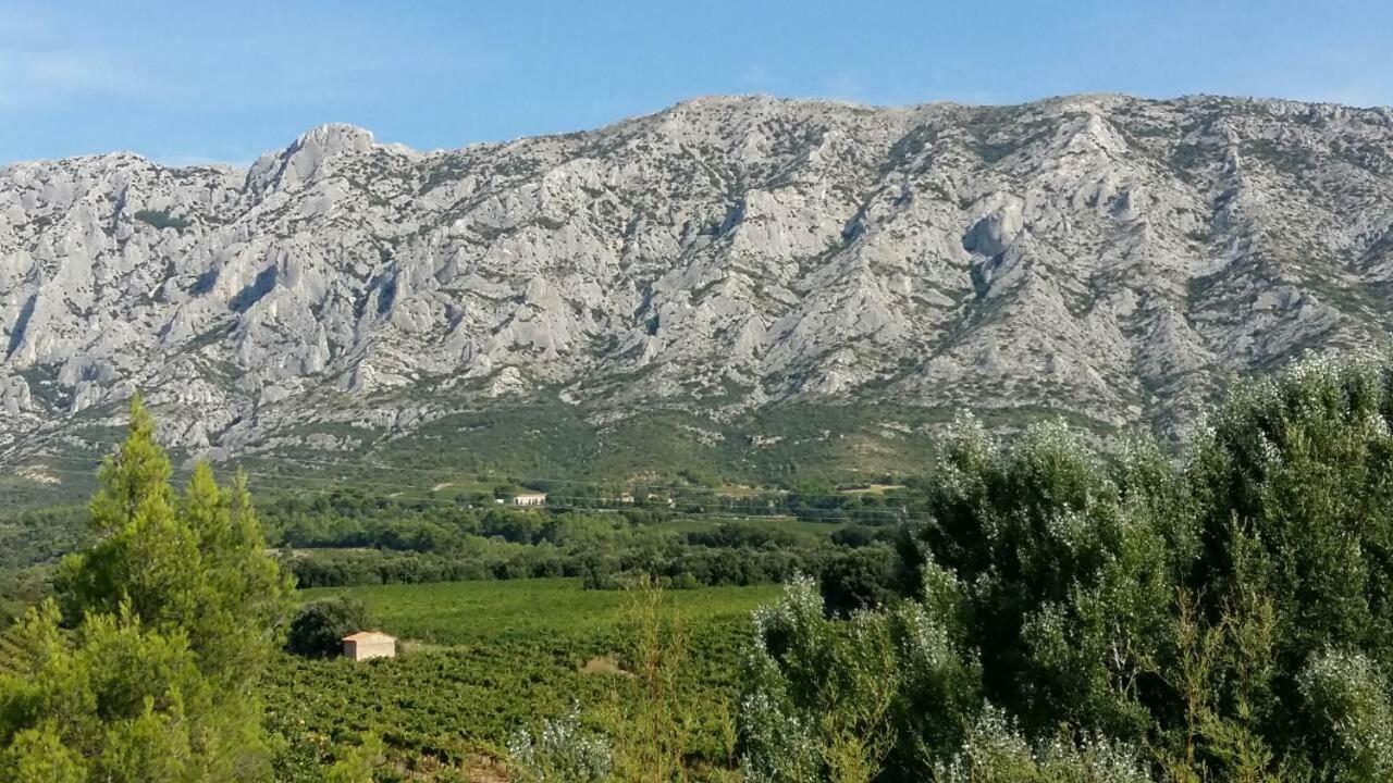 Sainte Victoire Le Cabanon Puyloubier Exterior foto